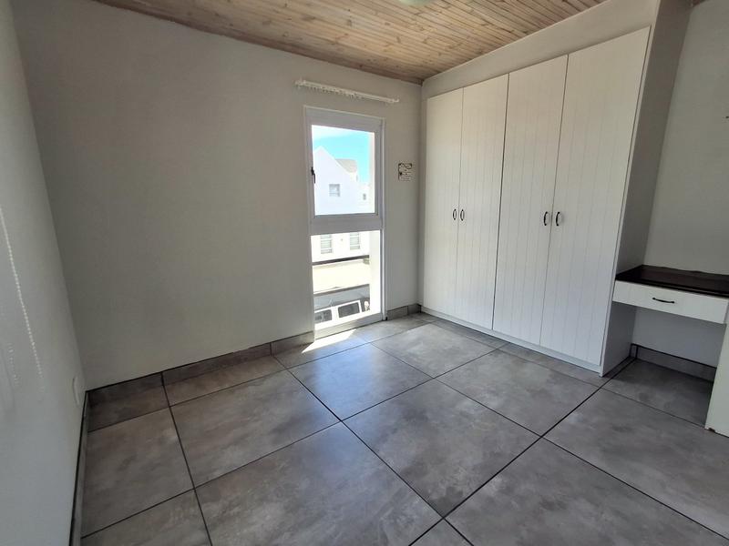 To Let 3 Bedroom Property for Rent in Lampiesbaai Western Cape